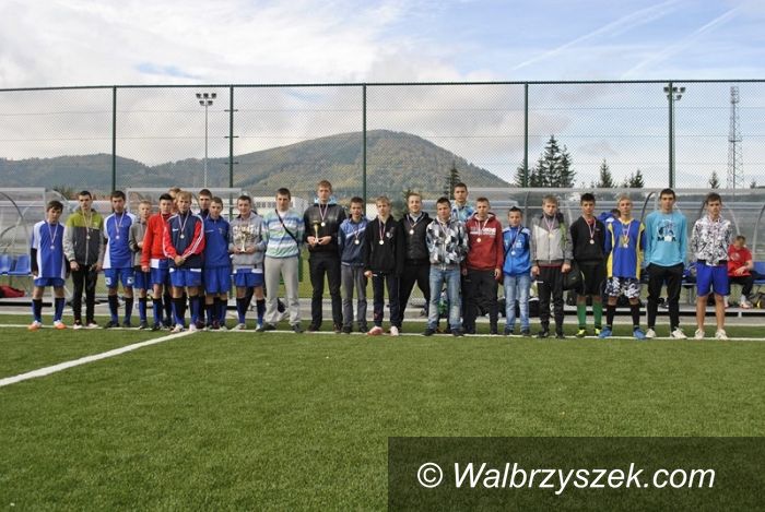 Wałbrzych: Podzamcze triumfuje