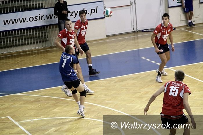 Wałbrzych: II liga siatkówki: Derby dla Victorii