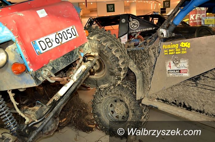 Wałbrzych: Wystawa samochodów off–road