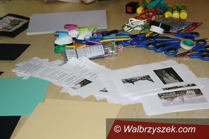Wałbrzych: Projektowali pocztówki