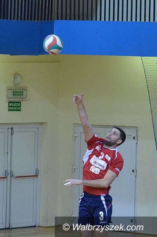 Wałbrzych: II liga siatkówki: Victoria – AZS Opole 3–1