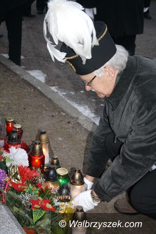 Wałbrzych: Obchody 27. rocznicy katastrofy górniczej w Wałbrzychu