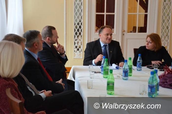 REGION, Szczawno Zdrój: Dyskutowali o przyszłości uzdrowiska "Szczawno–Jedlina"