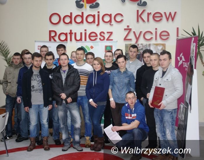 Wałbrzych: Młodzież oddała krew