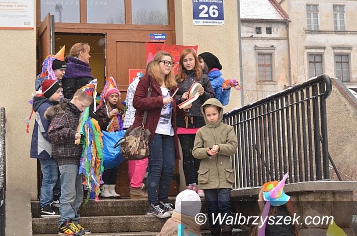 Wałbrzych: Happening „Marsz do wiosny”