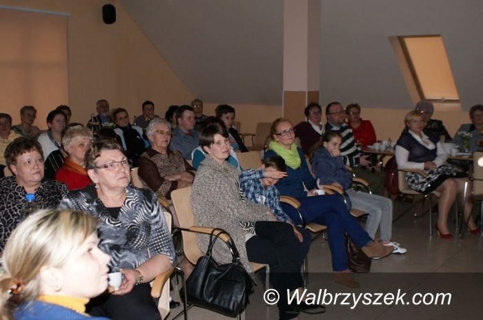REGION, Stare Bogaczowice: „Busem przez świat”