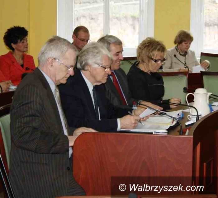 Wałbrzych/powiat wałbrzyski: O bezrobociu w powiecie