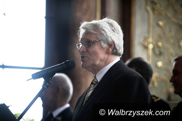 powiat wałbrzyski: Powiat wspiera pogorzelców i młodych sportowców