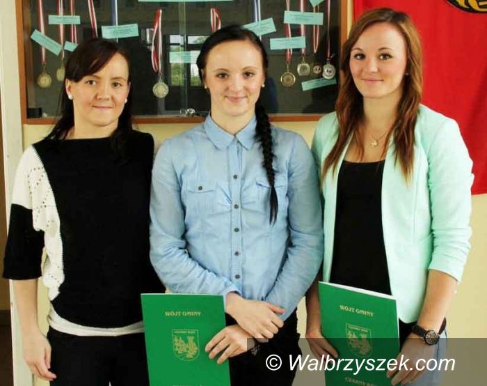 REGION, Czarny Bór: Stypendia dla najlepszych