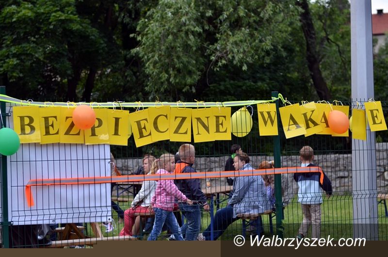 Stare Bogaczowice: Bezpieczne wakacje z Fundacją „Polny Kwiat”