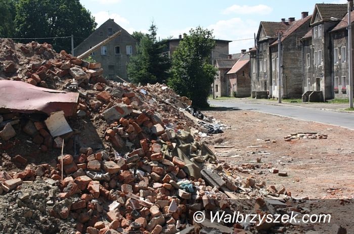 Wałbrzych: Gruzowisko przy ul. Legnickiej