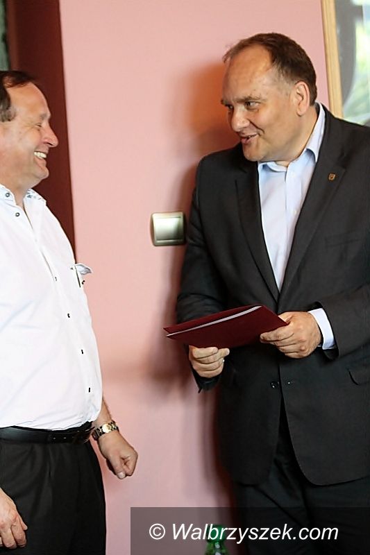 Książ: Lotnisko sportowo–dyspozycyjne w Świebodzicach