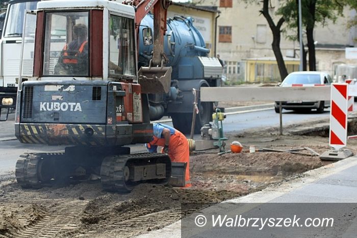 Wałbrzych: Na Wrocławskiej praca wre. Sokołowskiego i 11 Listopada już otwarte
