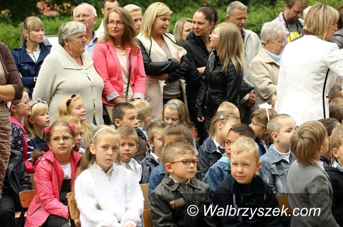 Wałbrzych: Rozpoczęcie roku szkolnego w PSP 30