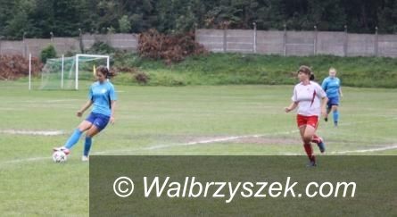 Kraj: II liga piłki nożnej kobiet: Zwycięstwo wywalczone w dramatycznych okolicznościach