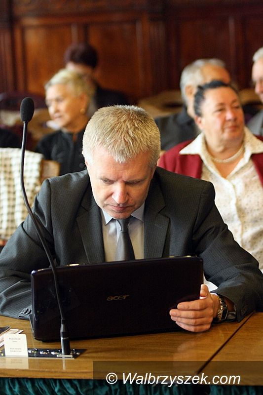 Wałbrzych: Po co na sesje przychodzą radni?