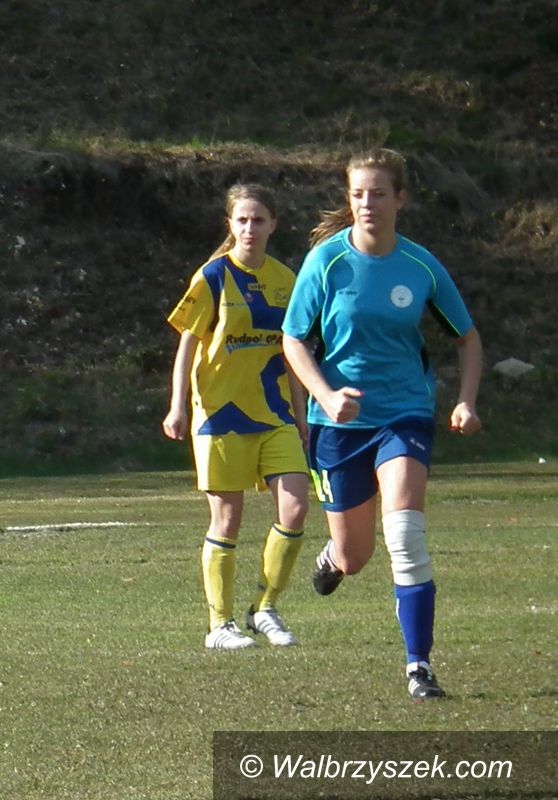 Wałbrzych: II liga piłkarska: AZS PWSZ Wałbrzych – Gwiazda Ruda Śląska 7–1