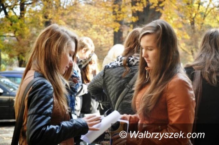 Wałbrzych/Głuszyca: Gimnazjaliści z Głuszycy opanowali Zamek Książ