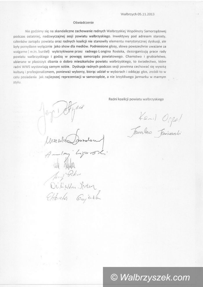 powiat wąłbrzyski: Radni koalicji protestują przeciwko zachowaniu radnych WWS