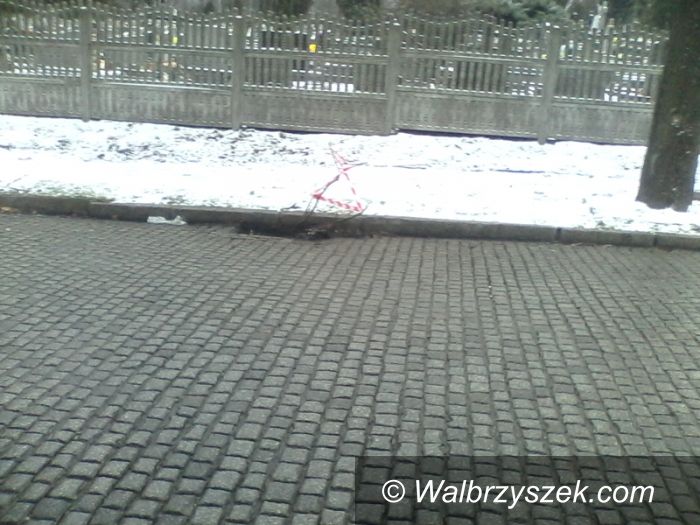 Wałbrzych: Ukradli kratki