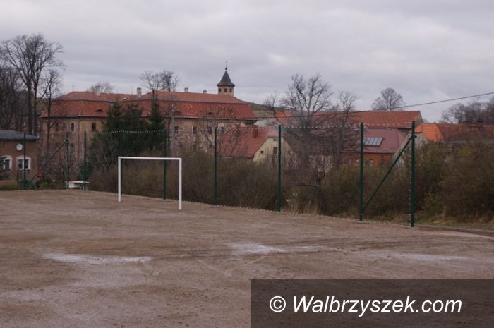 Stare Bogaczowice: Boisko w Strudze wyremontowane