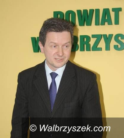 powiat wałbrzyski: Detyna zrezygnował