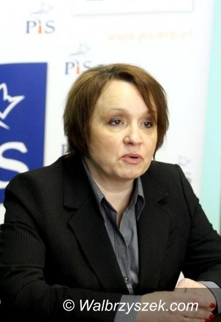Kraj/Wałbrzych: Minister Arłukowicz uratowany. Posłanka Anna Zalewska odwołuje się do przykładu wałbrzyskiego