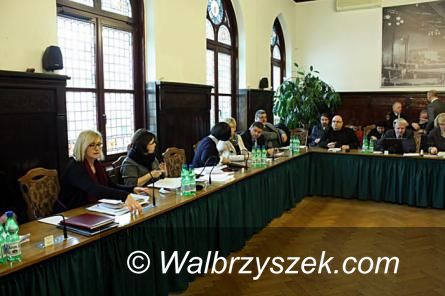Wałbrzych: Opozycja jest przeciwna zaciągnięciu kolejnego kredytu