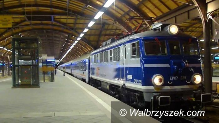 REGION: Kolejowa relacja Jelenia Góra–Gdynia poważnie zagrożona