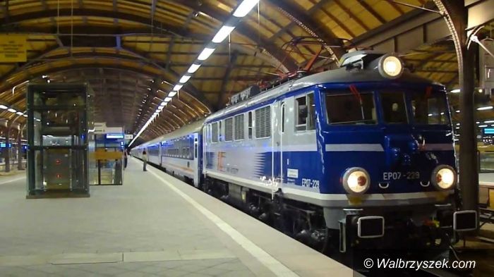 REGION: Kolejowa relacja Jelenia Góra–Gdynia poważnie zagrożona