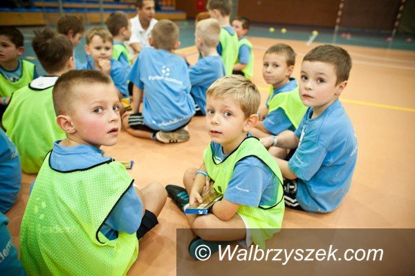 Wałbrzych: Piłka nożna dla 4–5 latków z Football Academy