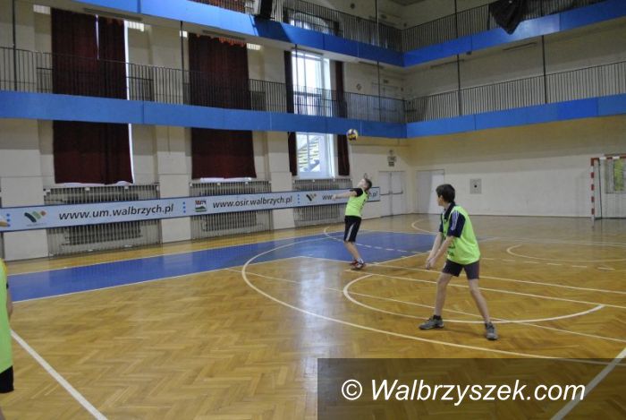 Wałbrzych: Podstawówki walczą o triumf