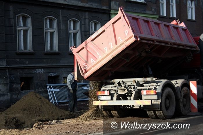 Wałbrzych: Remontów dróg ciąg dalszy