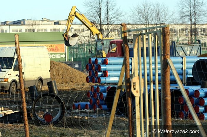 Wałbrzych: Market obok marketu