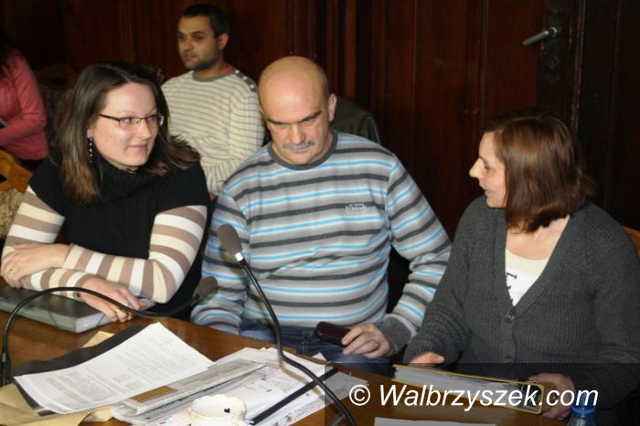 Wałbrzych: Mieszkańcy Wrocławskiej 186 wciąż nie wiedzą, kiedy dostaną odszkodowania
