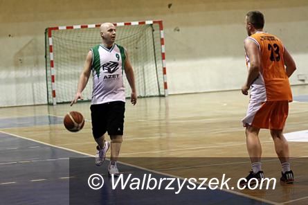 Wałbrzych: Dwa mecze amatorów