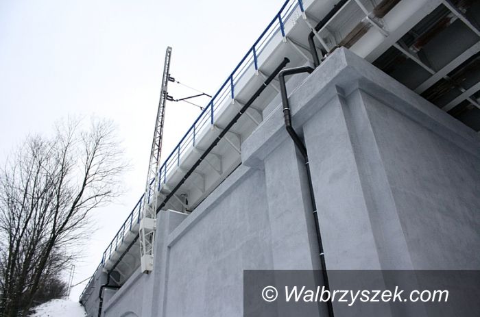 Wałbrzych: Warunki podroży na trasie kolejowej Jelenia Góra–Wrocław znacznie się poprawią