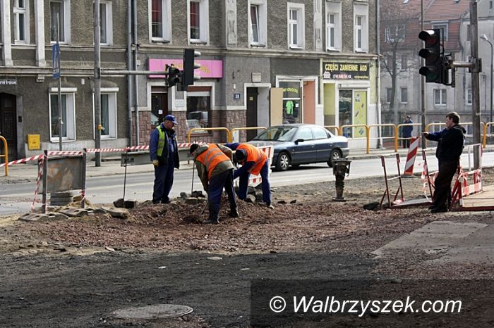 Wałbrzych: Na Armii Krajowej wzmożony ruch