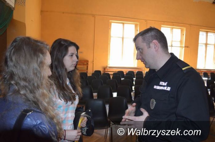 Wałbrzych: „Bezpieczne Piątki” ze Strażą Ochrony Kolei