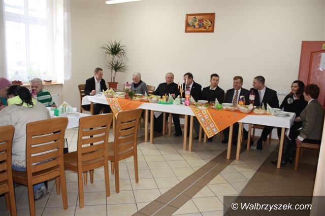 Region: Świebodzice: Śniadanie wielkanocne dla potrzebujących