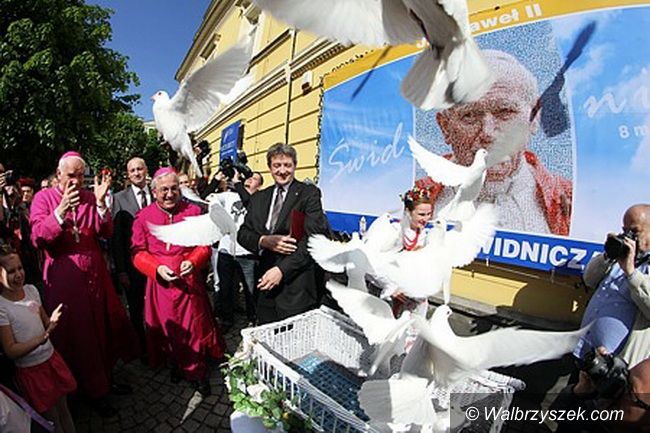 Region: Patron Świdnicy Jan Paweł II świętym – Świdnica pamięta