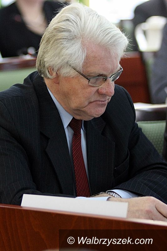 powiat wałbrzyski: Starosta nie wypił nawet piwka