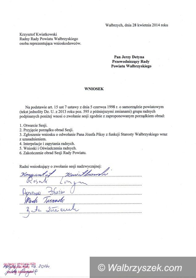 powiat wałbrzyski: Grupa radnych złożyła wniosek o odwołanie starosty Józefa Piksy