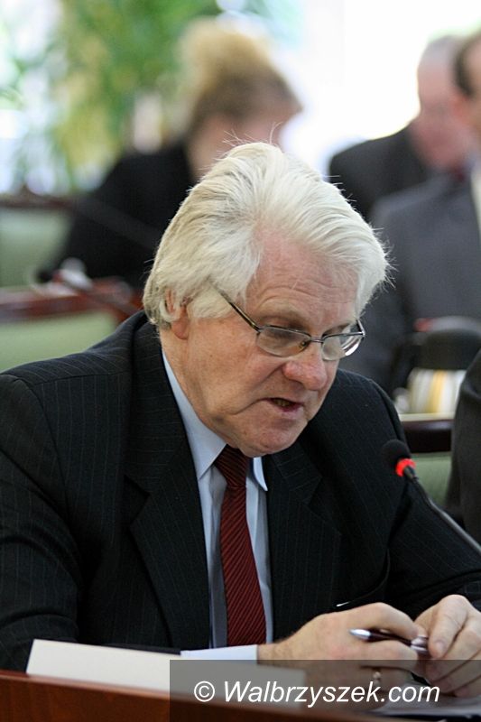 powiat wałbrzyski: Za miesiąc rozstrzygnie się, czy Józef Piksa pozostanie nadal starostą