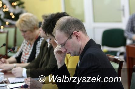 powiat wałbrzyski: Czy istnieje sprawiedliwość przy podziale środków?