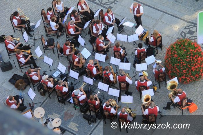 Świebodzice: Świebodzice: Koncert w promieniach słońca