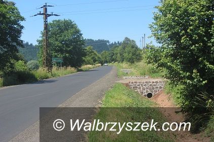 REGION, Mieroszów: Droga w Różanej odnowiona