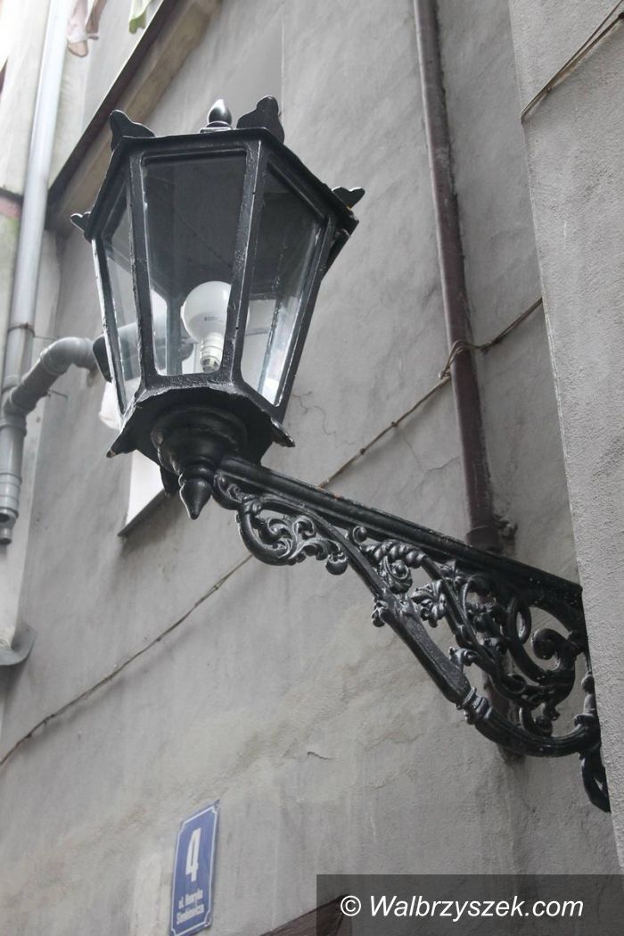Świebodzice: Świebodzice:  Kolejne miejsca oświetlone