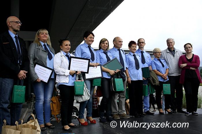 Wałbrzych: "ZOSTAW SAMOCHÓD – JEDŹ AUTOBUSEM"