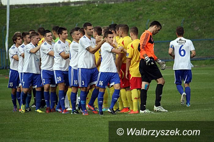 Kraj: II liga piłkarska: Wraz z Wisłą na dole tabeli